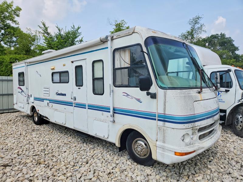 1997 Ford Coach მანქანა იყიდება აუქციონზე, vin: 3FCMF53G4VJA18738, აუქციონის ნომერი: 62822106