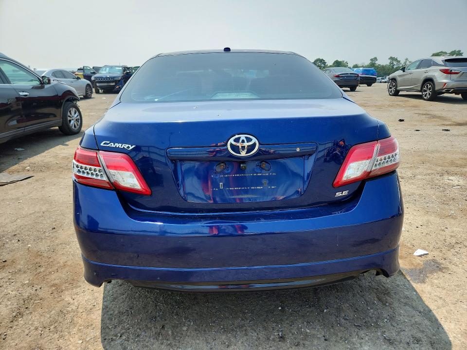 61804796 :رقم المزاد ، 4T1BF3EK1AU562109 vin ، 2010 Toyota Camry مزاد بيع