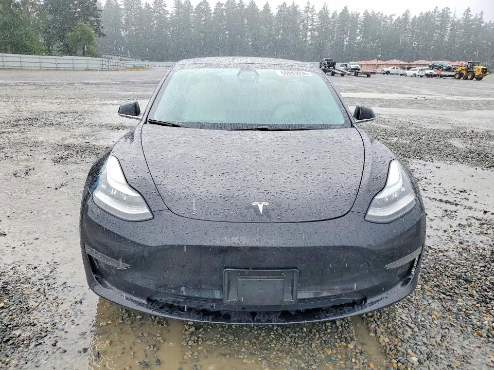 60863036 :رقم المزاد ، 5YJ3E1EA0LF740885 vin ، 2020 Tesla Model 3 مزاد بيع