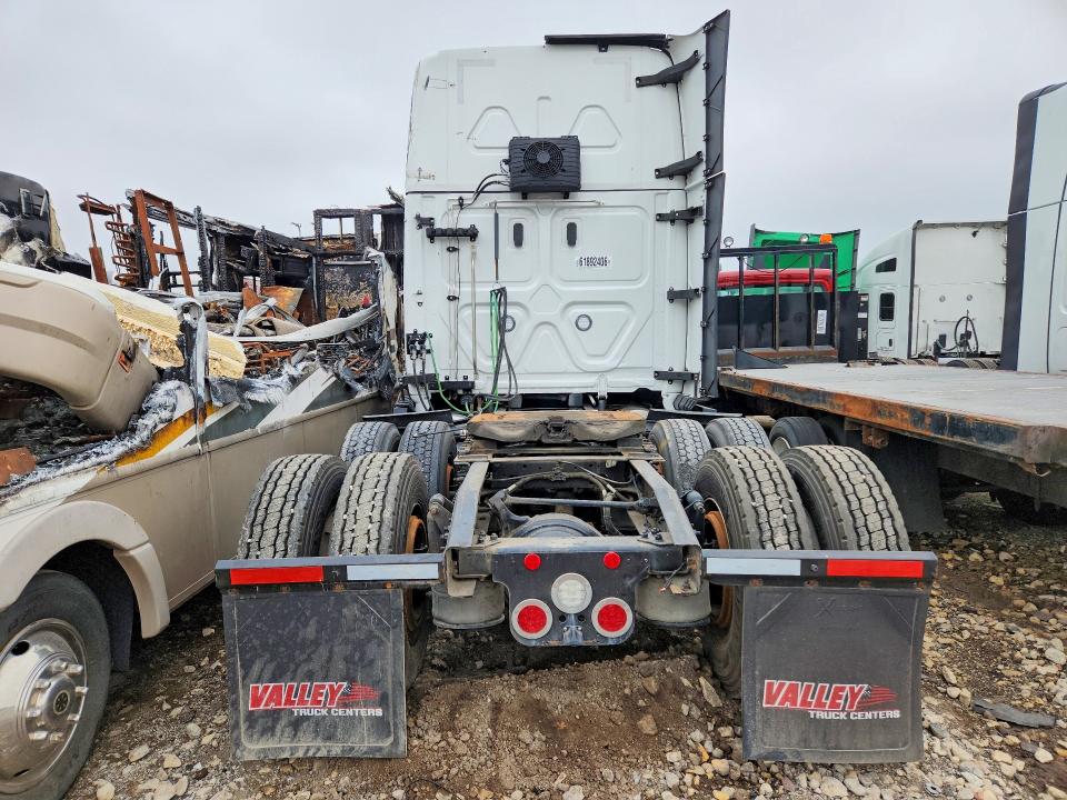 2024 Freightliner Cascadia 126 მანქანა იყიდება აუქციონზე, vin: 3AKJHHDR2RSVA7510, აუქციონის ნომერი: 61892406