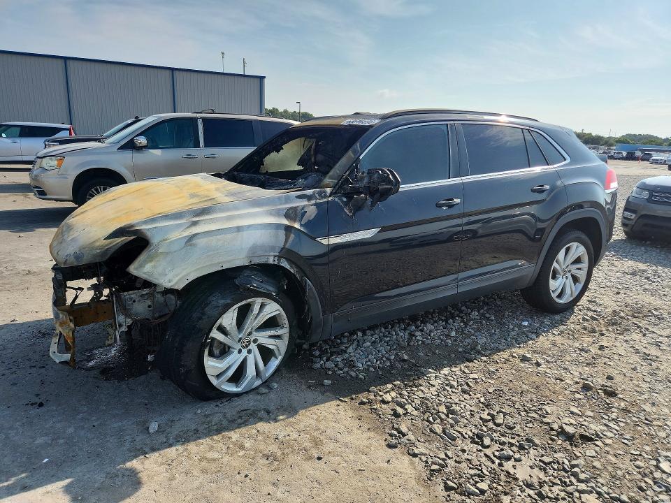2021 Volkswagen Atlas Cross Sport მანქანა იყიდება აუქციონზე, vin: 1V2BE2CA8MC204879, აუქციონის ნომერი: 63510596