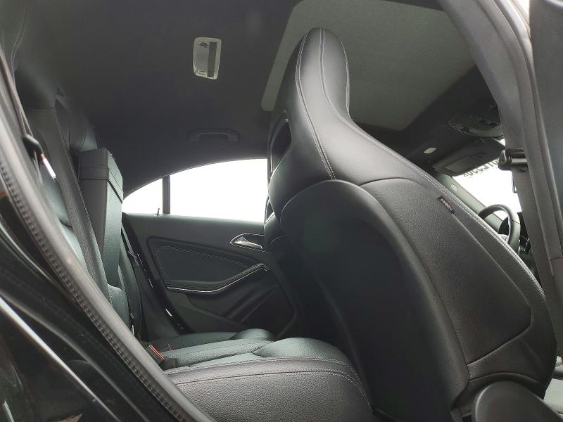 59372996 :رقم المزاد ، WDDSJ4GBXJN615928 vin ، 2018 Mercedes-benz Cla مزاد بيع