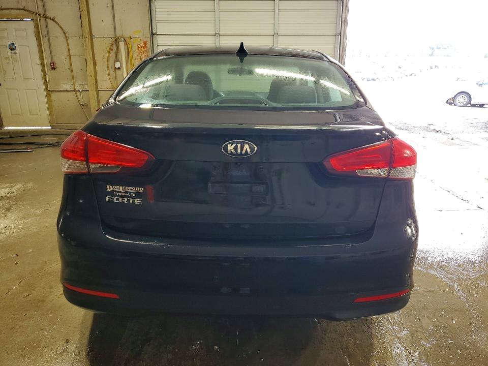 59310376 :رقم المزاد ، 3KPFL4A79HE016320 vin ، 2017 Kia Forte مزاد بيع