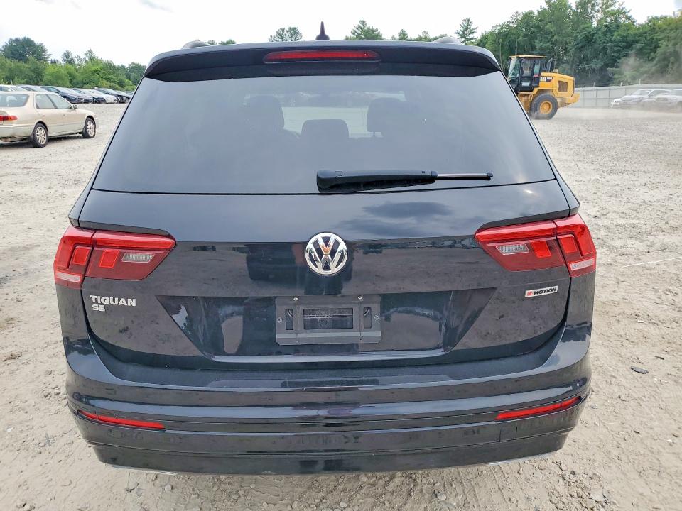 61302536 :رقم المزاد ، 3VV2B7AX7LM181429 vin ، 2020 Volkswagen Tiguan مزاد بيع