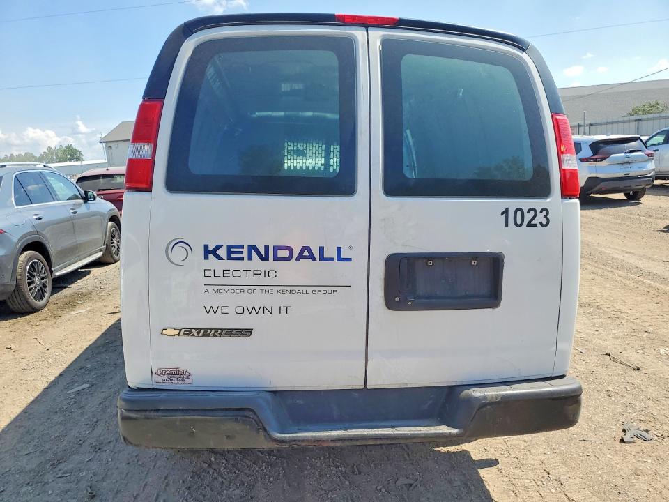 59976436 :رقم المزاد ، 1GCZGHF71N1155003 vin ، 2022 Chevrolet Express G3500 مزاد بيع