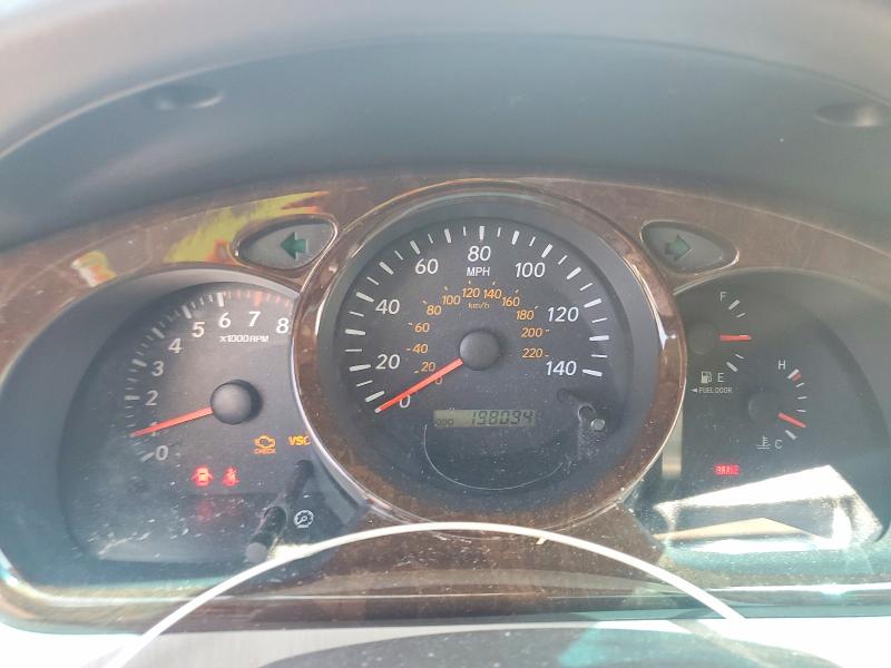 61753676 :رقم المزاد ، JTEHF21A520068071 vin ، 2002 Toyota Highlander مزاد بيع