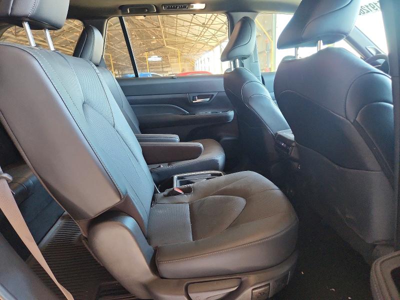 Продажа на аукционе авто 2026 Toyota Grand Highlander Hybrid, vin: 5TDACAB59TS085044, номер лота: 61912686