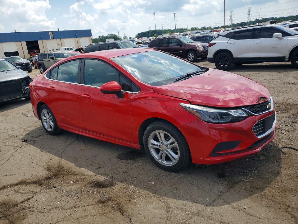 2017 Chevrolet Cruze მანქანა იყიდება აუქციონზე, vin: 1G1BE5SMXH7260618, აუქციონის ნომერი: 60656486
