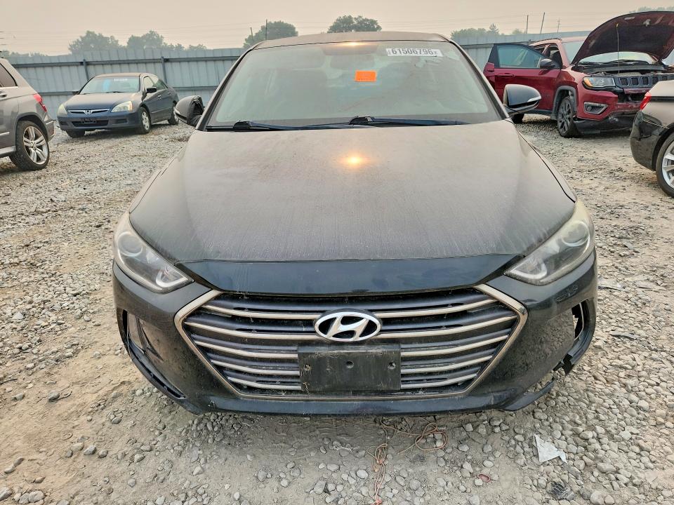 61506796 :رقم المزاد ، 5NPD84LF1HH029202 vin ، 2017 Hyundai Elantra مزاد بيع