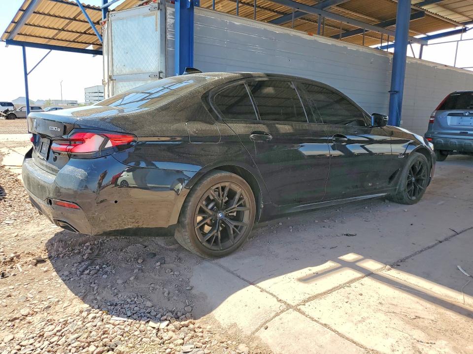 60463546 :رقم المزاد ، WBA13AG09NCJ28747 vin ، 2022 Bmw 530e مزاد بيع