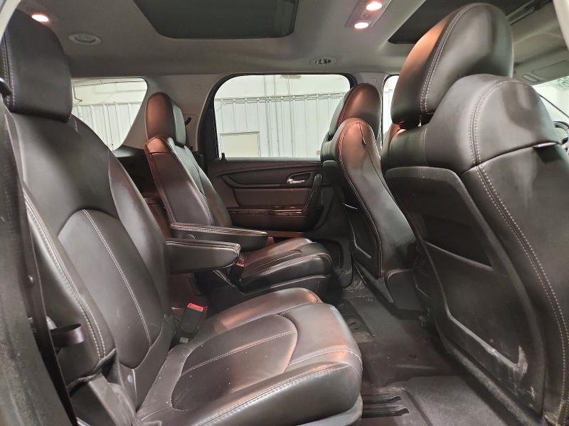 61525126 :رقم المزاد ، 1GKKVRKD8FJ241584 vin ، 2015 Gmc Acadia مزاد بيع
