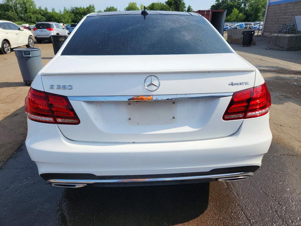 61973126 :رقم المزاد ، WDDHF8JB4EB073230 vin ، 2014 Mercedes-benz E مزاد بيع