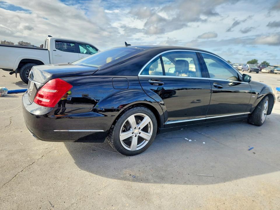Продажа на аукционе авто 2012 Mercedes-benz S, vin: WDDNG7DB3CA439199, номер лота: 62135706