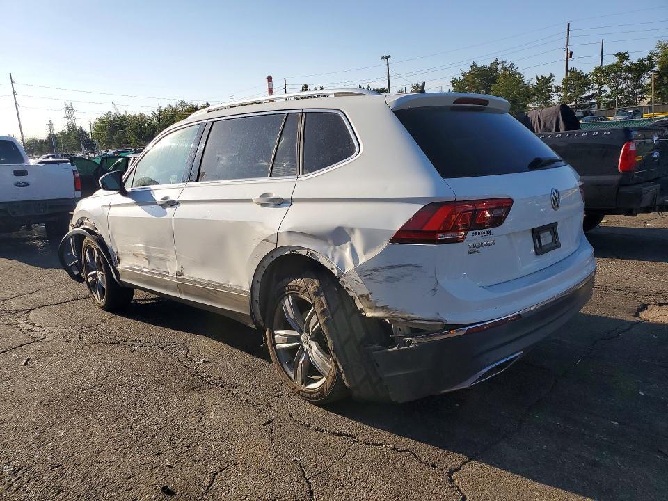 61777436 :رقم المزاد ، 3VV2B7AX5LM069521 vin ، 2020 Volkswagen Tiguan مزاد بيع