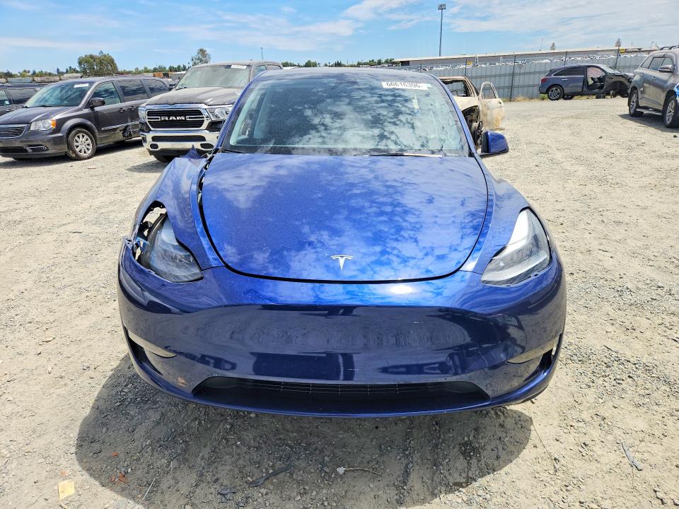 Продажа на аукционе авто 2023 Tesla Model Y, vin: 7SAYGDEE8PF900461, номер лота: 60616396