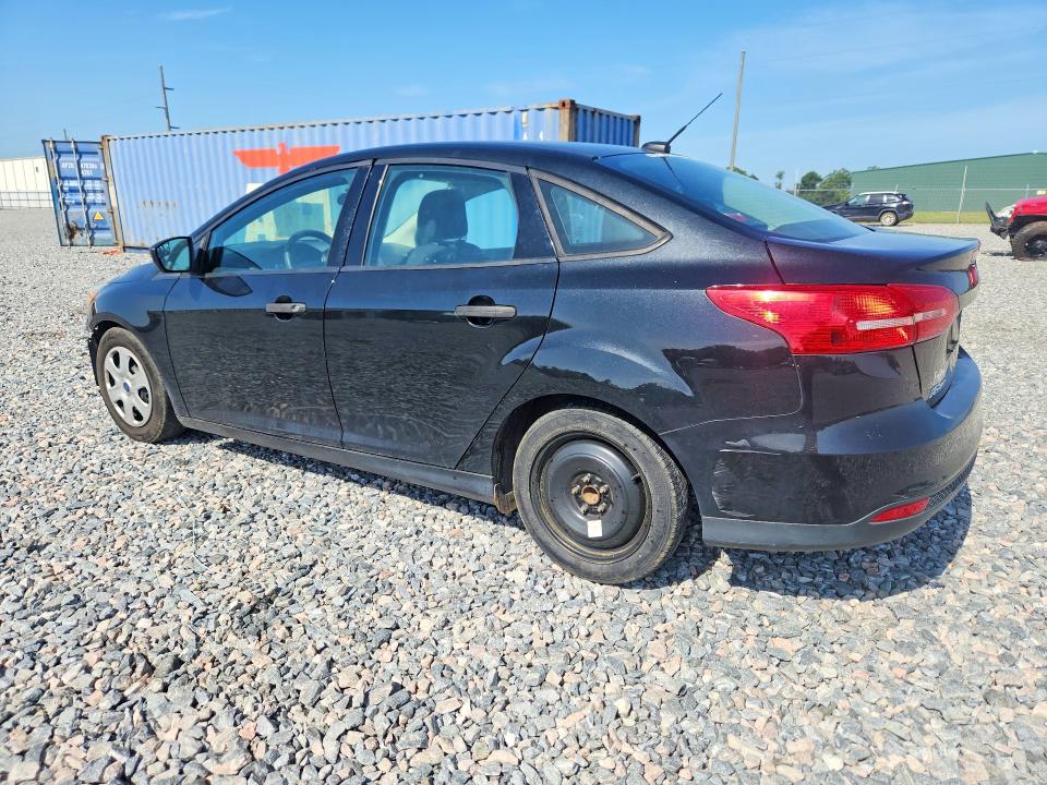 62143526 :رقم المزاد ، 1FADP3E28FL355942 vin ، 2015 Ford Focus مزاد بيع