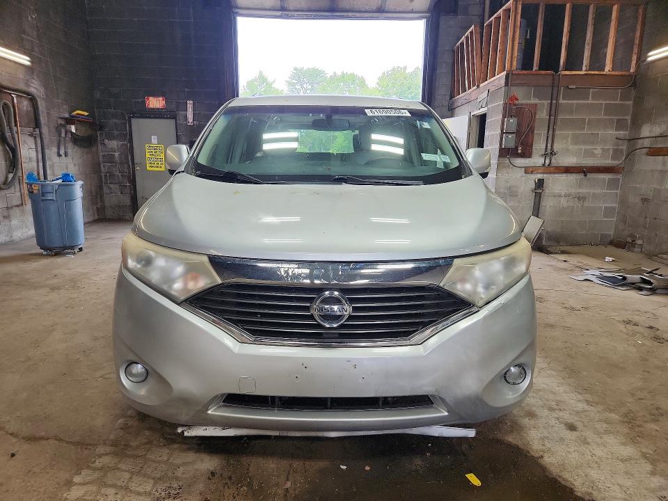 61690506 :رقم المزاد ، JN8AE2KP5B9005788 vin ، 2011 Nissan Quest مزاد بيع