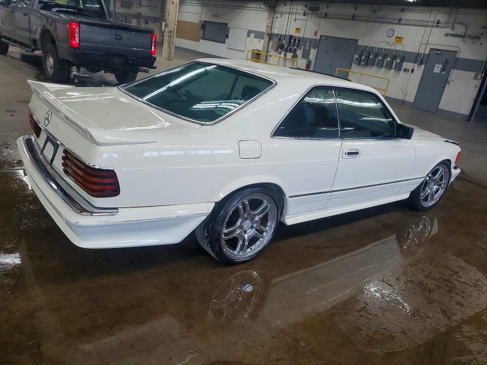 61250446 :رقم المزاد ، WDBCA44A3EA019226 vin ، 1984 Mercedes-benz 500 مزاد بيع