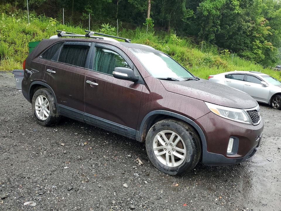 2014 Kia Sorento მანქანა იყიდება აუქციონზე, vin: 5XYKT4A65EG482881, აუქციონის ნომერი: 60312166