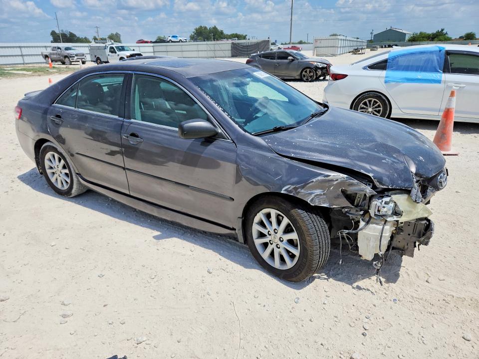 59891136 :رقم المزاد ، 4T4BF3EK7BR201202 vin ، 2011 Toyota Camry مزاد بيع