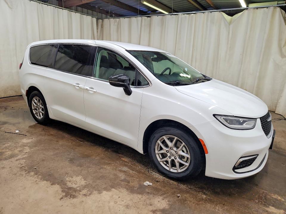 Продажа на аукционе авто 2024 Chrysler Pacifica, vin: 2C4RC1BG3RR116410, номер лота: 61538946