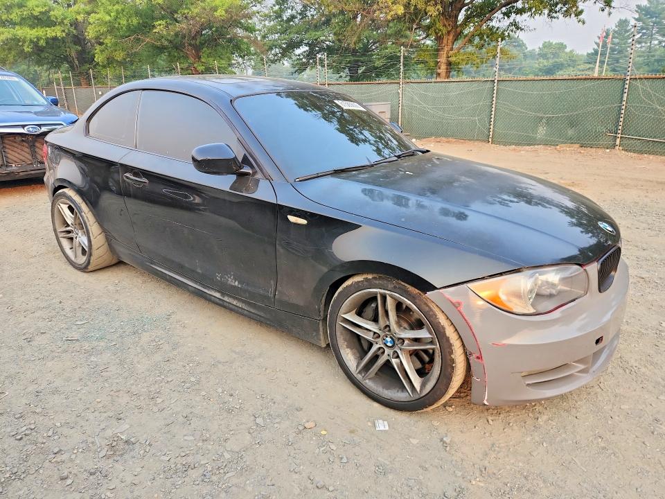 61565636 :رقم المزاد ، WBAUC7C55AVK80959 vin ، 2010 Bmw 135 مزاد بيع