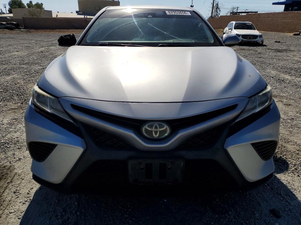 62953656 :رقم المزاد ، 4T1B11HK8KU164413 vin ، 2019 Toyota Camry مزاد بيع