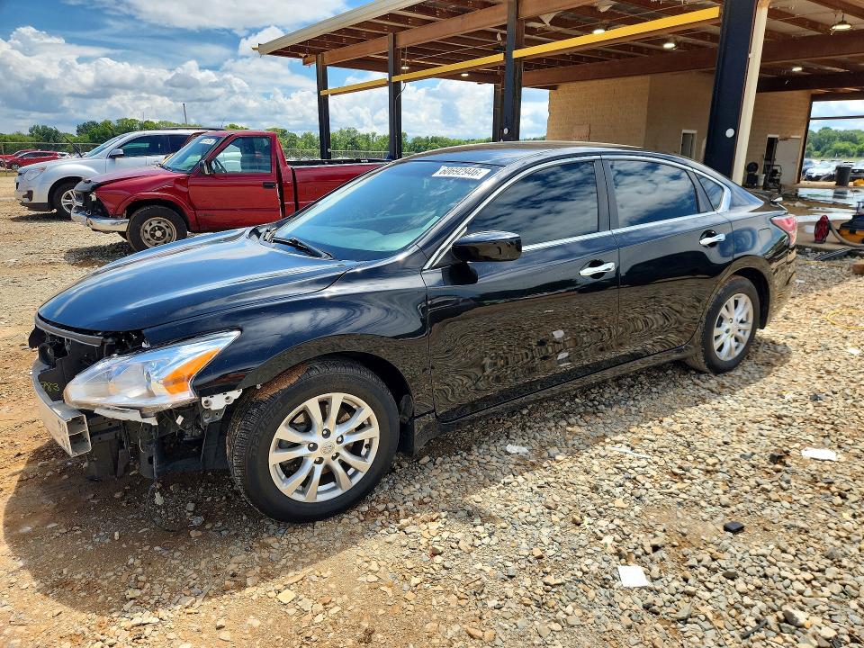 2015 Nissan Altima მანქანა იყიდება აუქციონზე, vin: 1N4AL3AP4FC153177, აუქციონის ნომერი: 60692946