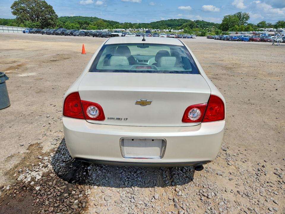 62104426 :رقم المزاد ، 1G1ZD5E78AF237955 vin ، 2010 Chevrolet Malibu مزاد بيع