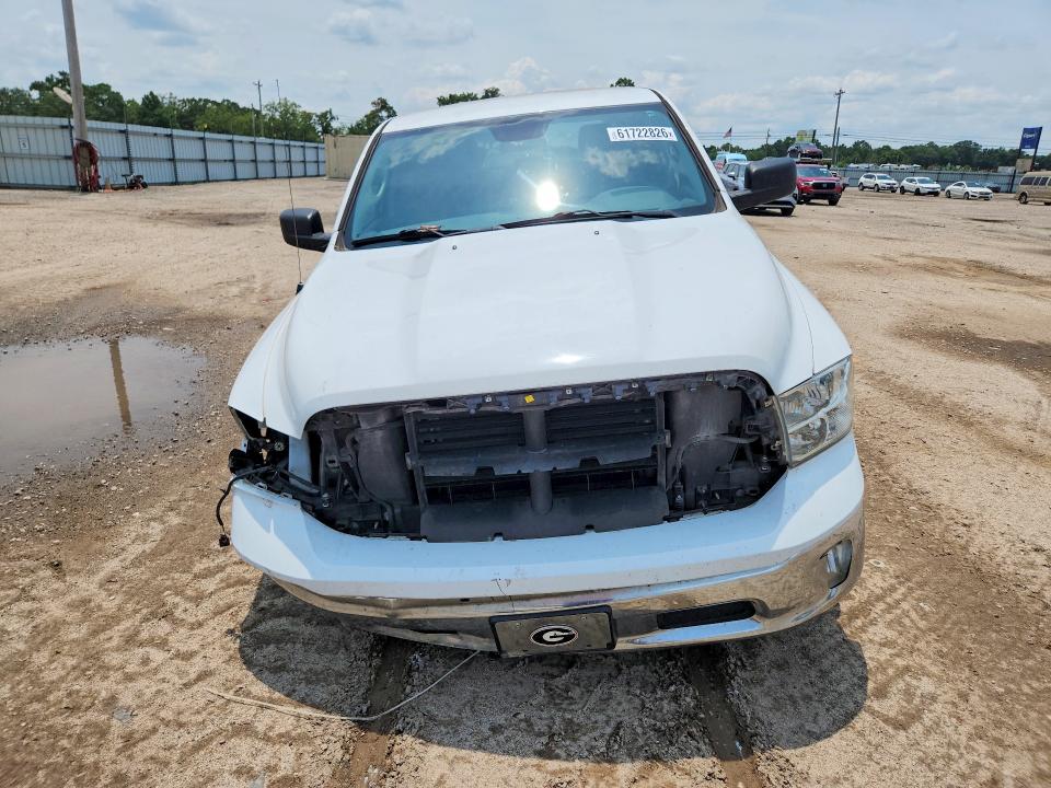 61722826 :رقم المزاد ، 1C6RR7KT1KS742855 vin ، 2019 Ram 1500 Classic مزاد بيع