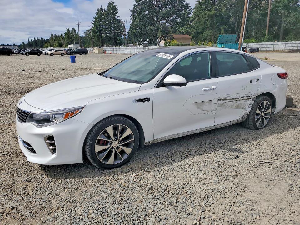 58826786 :رقم المزاد ، 5XXGV4L2XGG030698 vin ، 2016 Kia Optima مزاد بيع