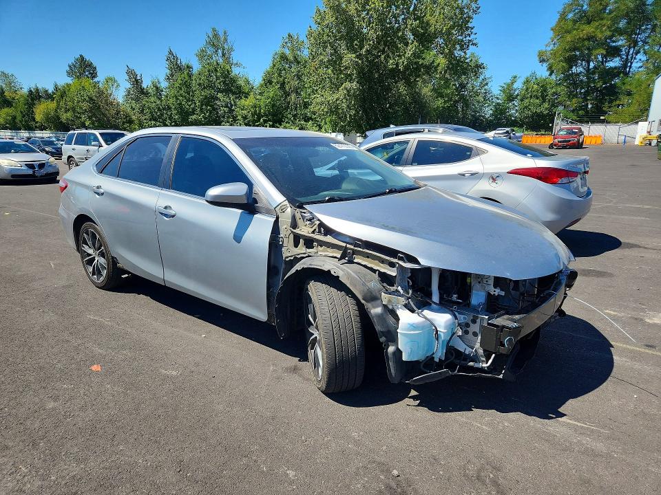 62470006 :رقم المزاد ، 4T1BF1FK8GU223522 vin ، 2016 Toyota Camry مزاد بيع