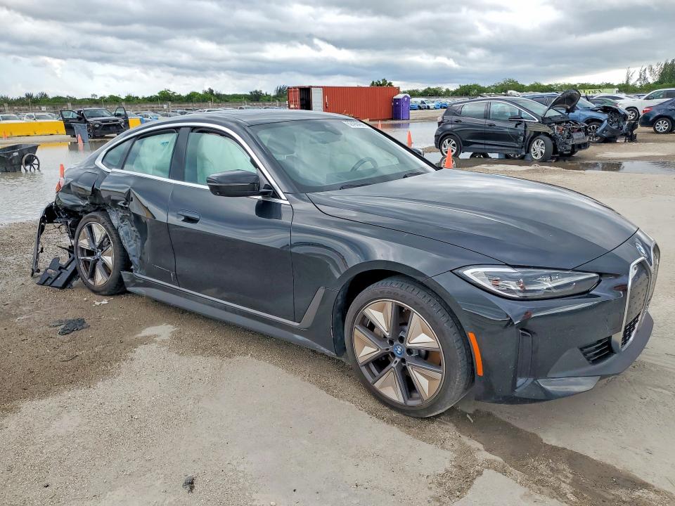62406436 :رقم المزاد ، WBY43AW04RFS59220 vin ، 2024 Bmw I4 مزاد بيع