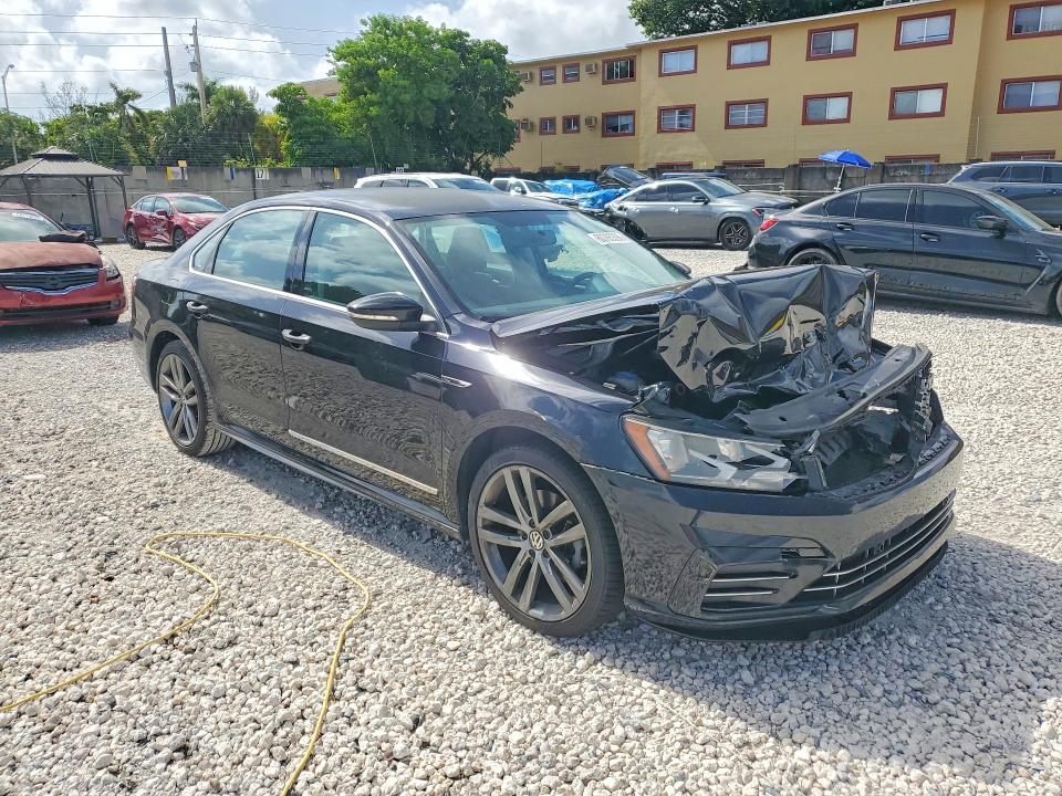 Продажа на аукционе авто 2017 Volkswagen Passat, vin: 1VWDT7A33HC058167, номер лота: 60765396