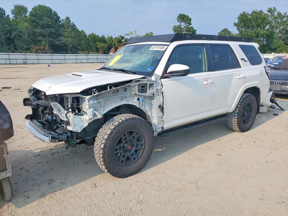2020 Toyota 4runner მანქანა იყიდება აუქციონზე, vin: JTEBU5JR0L5797330, აუქციონის ნომერი: 62741446