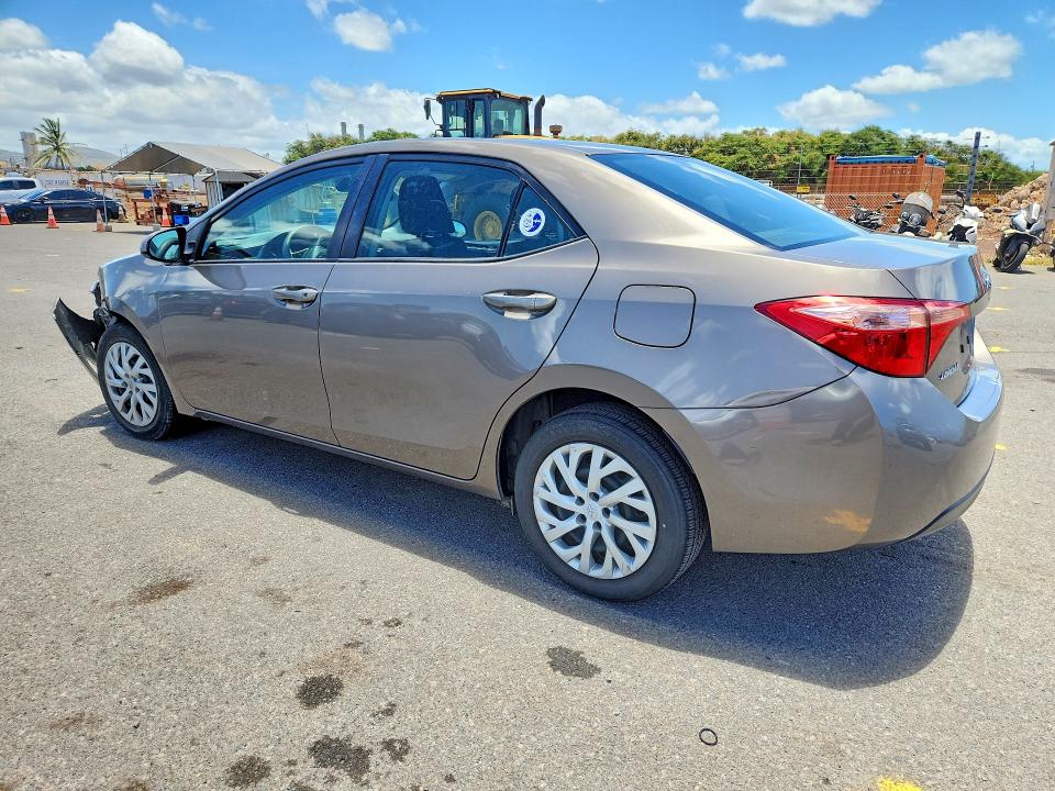 Продажа на аукционе авто 2017 Toyota Corolla, vin: 5YFBURHE6HP731423, номер лота: 60200616