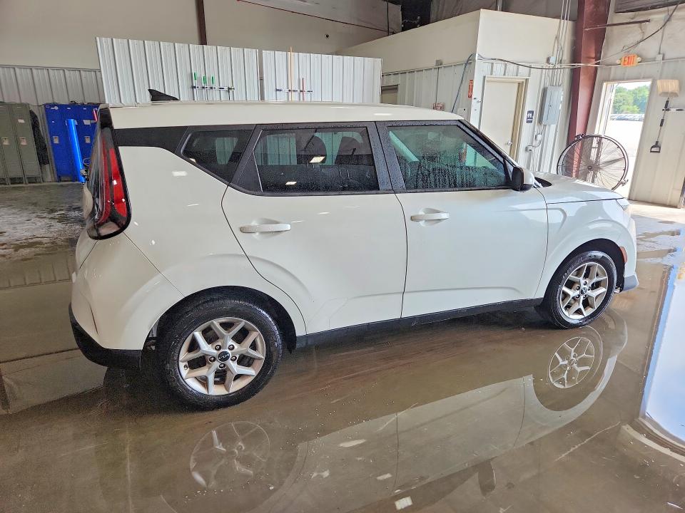 Продажа на аукционе авто 2023 Kia Soul, vin: KNDJ23AU0P7870642, номер лота: 62699496