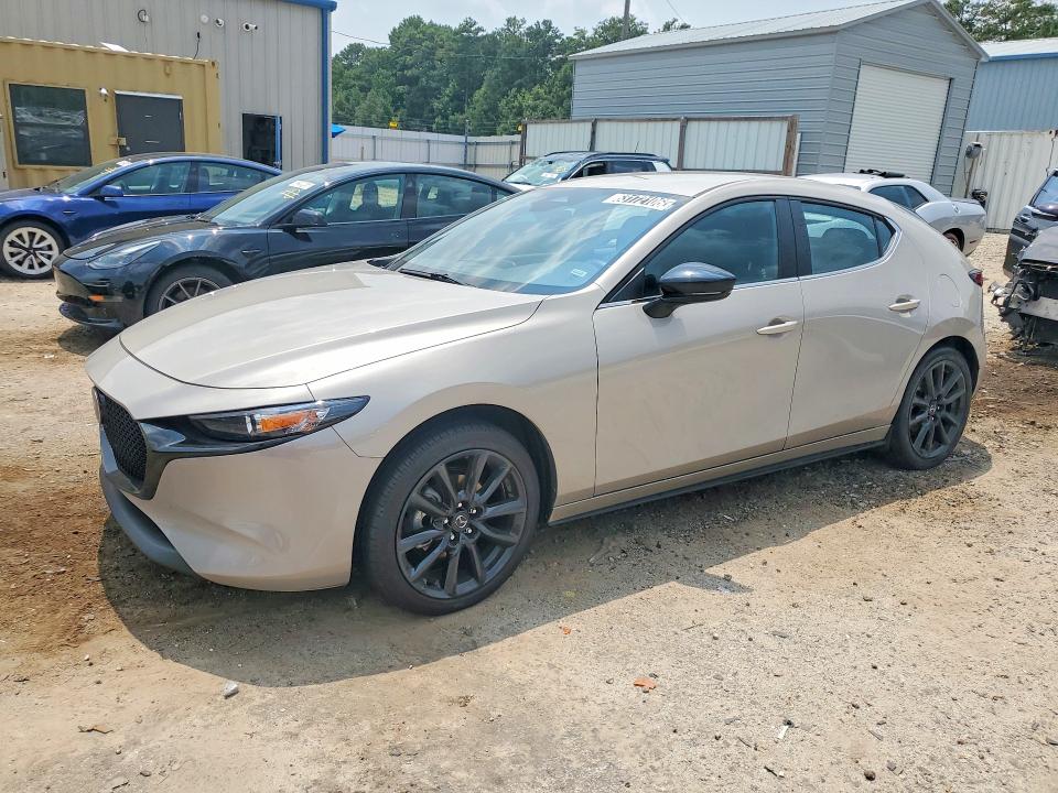 Продаж на аукціоні авто 2026 Mazda 3, vin: JM1BPAKL6T1853857, номер лоту: 63172106