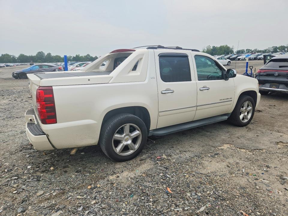 2011 Chevrolet Avalanche მანქანა იყიდება აუქციონზე, vin: 3GNTKGE34BG318714, აუქციონის ნომერი: 62809036