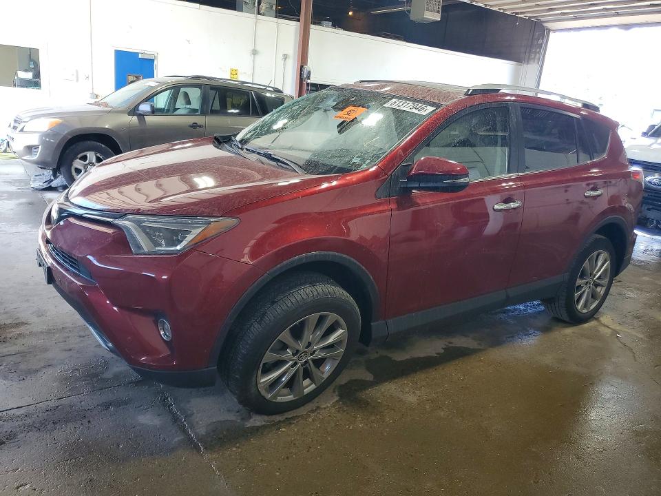 Auction sale of the 2018 Toyota Rav4, vin: JTMDFREV0JD243651, lot number: 61317946