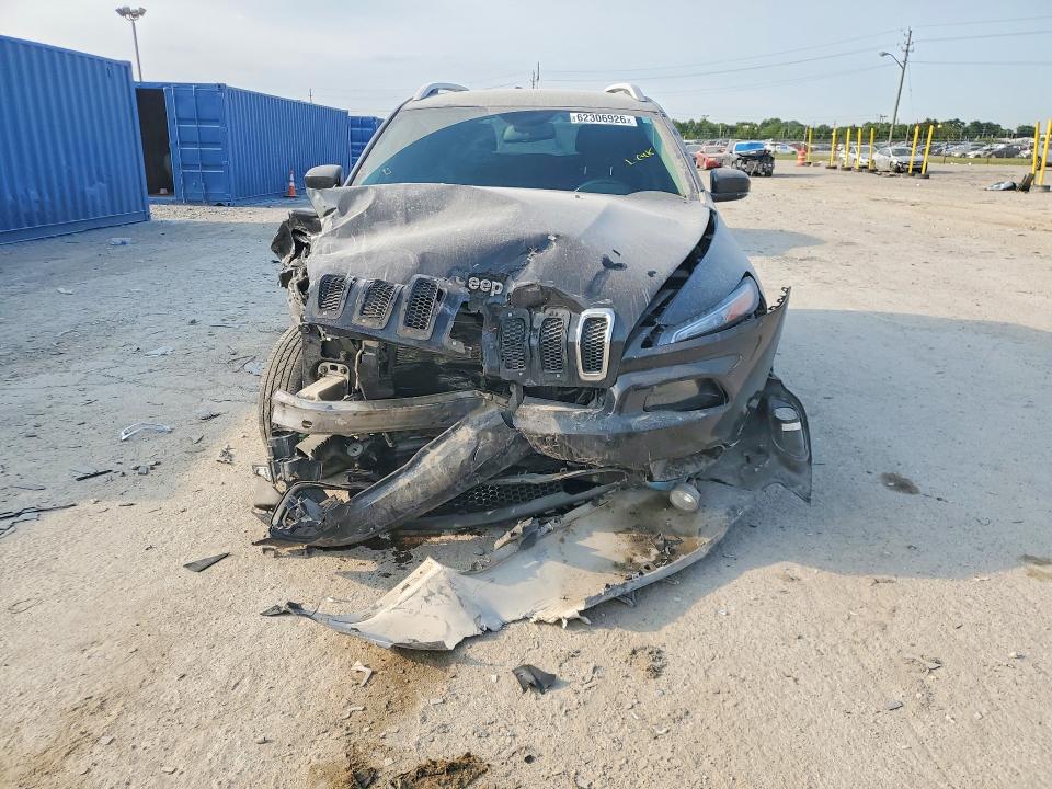 2016 Jeep Cherokee მანქანა იყიდება აუქციონზე, vin: 1C4PJMCS0GW236400, აუქციონის ნომერი: 62306926