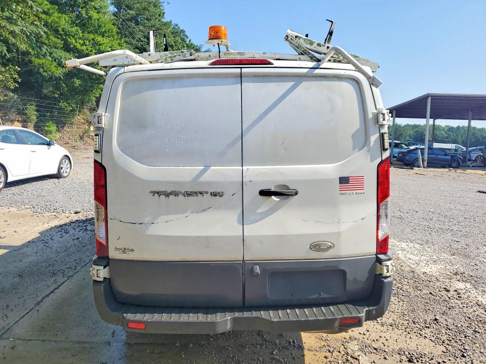 58810746 :رقم المزاد ، 1FTNE1ZM6FKA44696 vin ، 2015 Ford Transit مزاد بيع