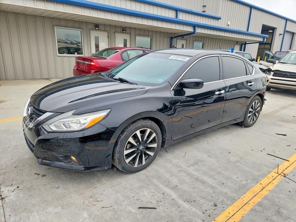 Auction sale of the 2018 Nissan Altima, vin: 1N4AL3AP1JC240060, lot number: 61581556