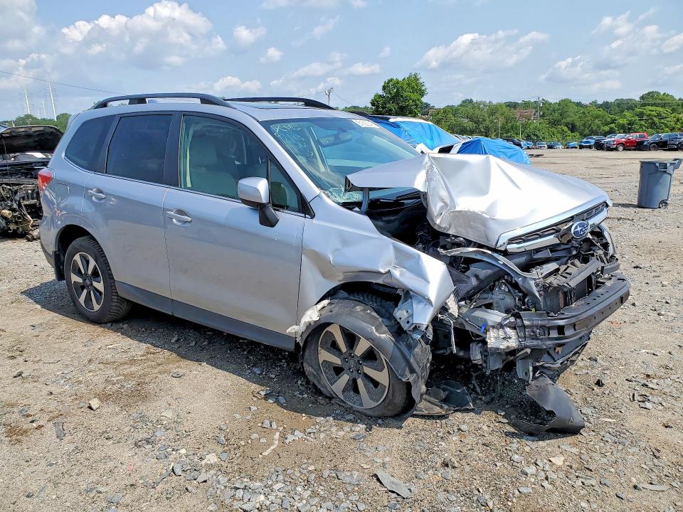 2018 Subaru Forester მანქანა იყიდება აუქციონზე, vin: JF2SJAJCXJH414718, აუქციონის ნომერი: 61692046