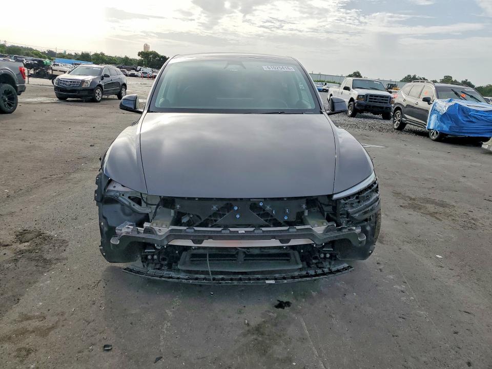 61025416 :رقم المزاد ، 7SAYGDEE4TF324037 vin ، 2026 Tesla Model Y مزاد بيع