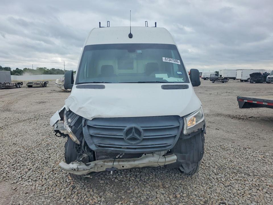 Продажа на аукционе авто 2021 Mercedes-benz Sprinter, vin: W1W40CHY2MT052526, номер лота: 61341506