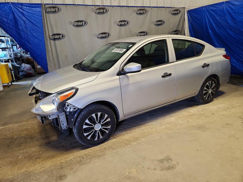 59707886 :رقم المزاد ، 3N1CN7AP1KL816775 vin ، 2019 Nissan Versa مزاد بيع