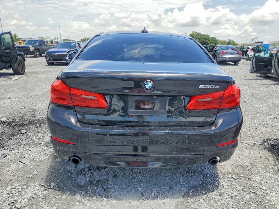 2018 Bmw 530e მანქანა იყიდება აუქციონზე, vin: WBAJA9C59JB034373, აუქციონის ნომერი: 61567386