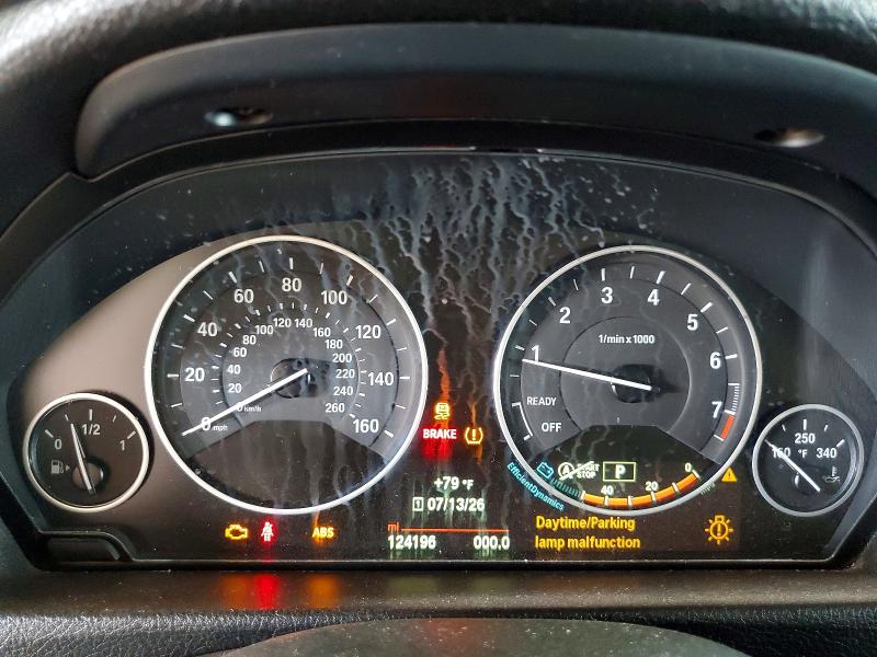 61202086 :رقم المزاد ، WBA8Z5C59FGS36169 vin ، 2015 Bmw 328 مزاد بيع