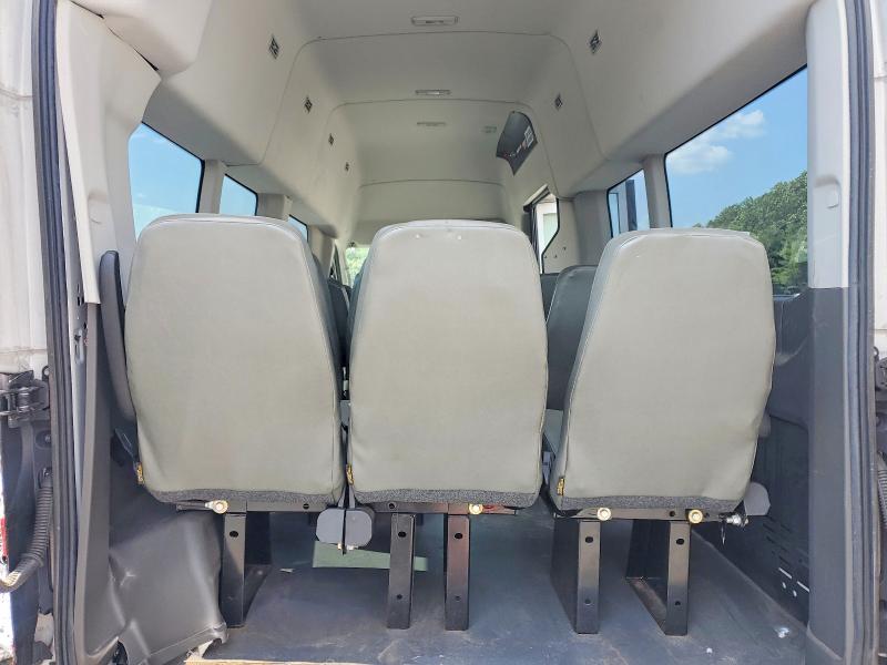 60611666 :رقم المزاد ، 1FDVU4X83NKA32753 vin ، 2022 Ford Transit مزاد بيع